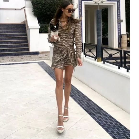 Zara print wrap dress with knot bloggers favorite NWT - Picture 7 of 9